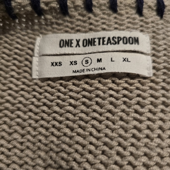 ONE TEASPOON Bear Creek Knit Sweater - Picture 3 of 3